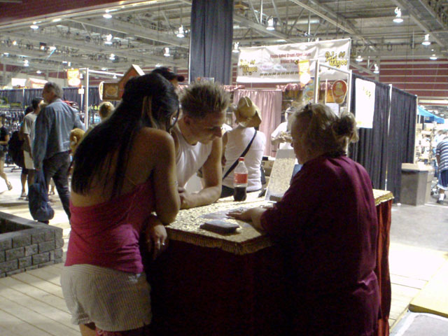 Calgary Stampede 2008 Laurel gives a 5 card reading